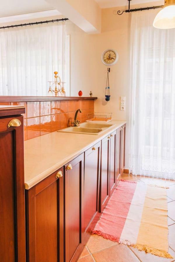 Gallery Home,downtown, Ioannina. Apartment *